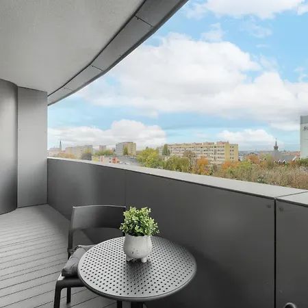 Apartment Comfy 4-5th Floor Hanza Tower - Sauna & Pool Szczecin