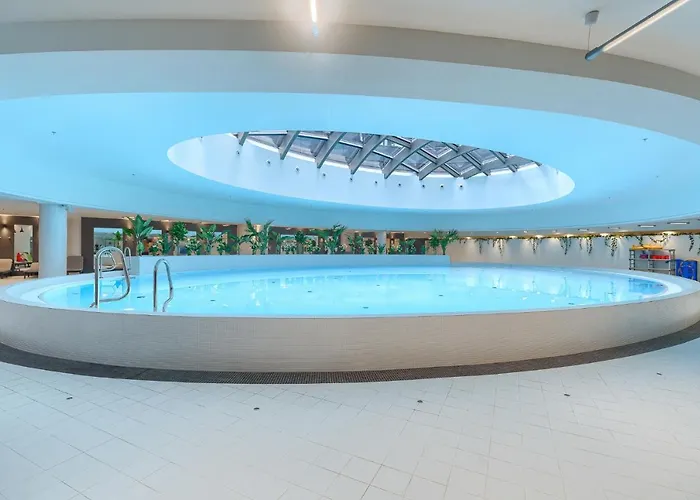 Comfy 4-5th Floor Hanza Tower - Sauna & Pool Apartamento Estetino