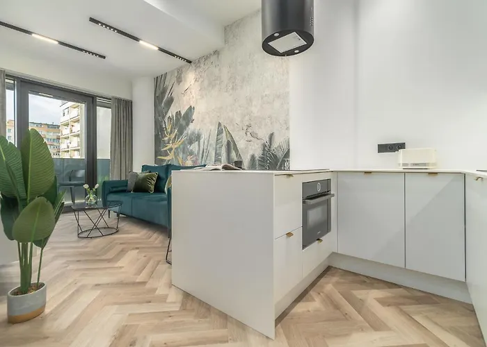 Comfy 4-5th Floor Hanza Tower - Sauna & Pool